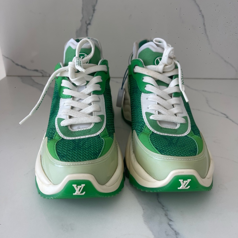 Louis Vuitton Run 55 Sneakers Green White Size 38 Authentic Like New